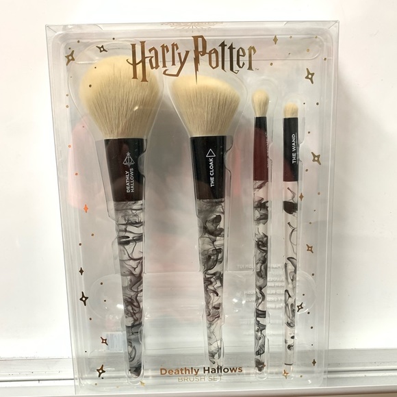 Ulta Beauty Makeup Harry Potter X Ulta Deathly Hallows Brush Kit
